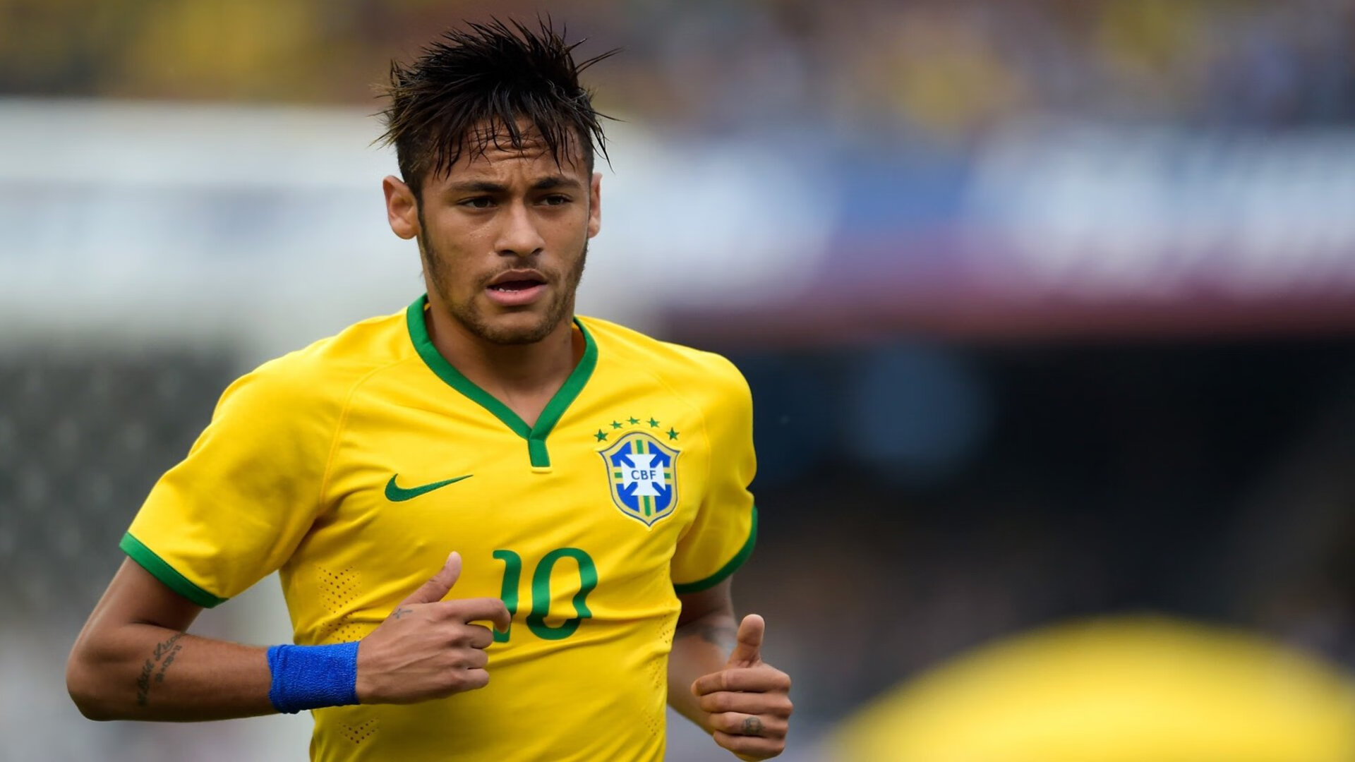 伦敦马拉松纪录刷新，跑者创造历史，伦敦马拉松2021视频